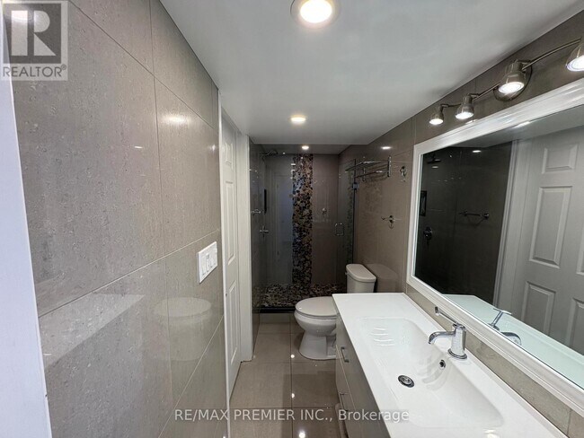 Photo du bâtiment - 126 Pioneer Ln