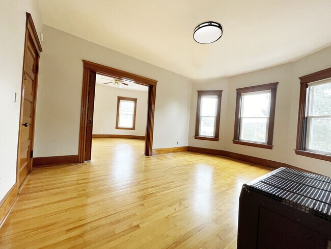 Foto del edificio - 16 Ames St