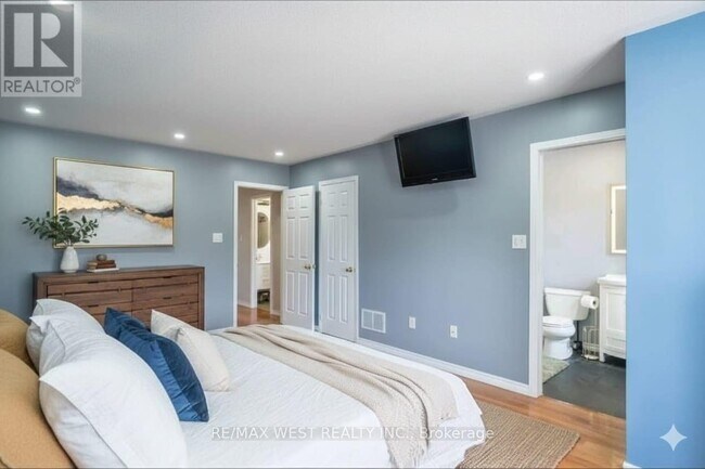 Building Photo - 1508 Pinecliff Rd