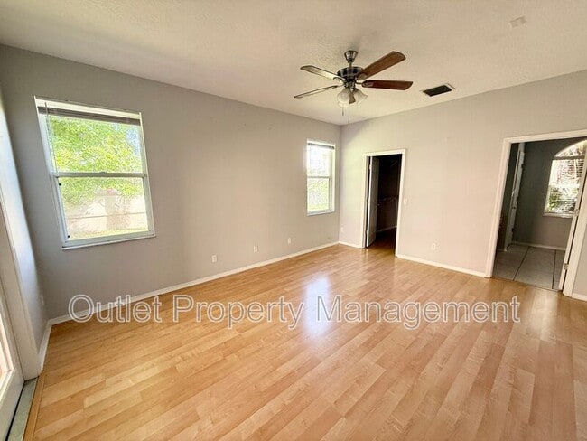 Building Photo - 112 Peregrine Ct