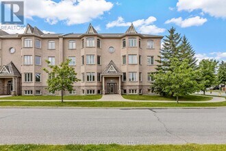 Building Photo - 190 Rustic Hills Crescent
