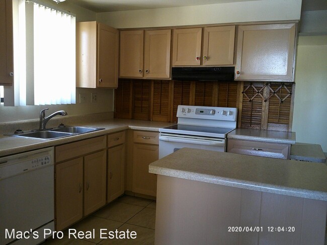 Building Photo - 4 br, 2 bath House - 2064 W. Wetmore Road