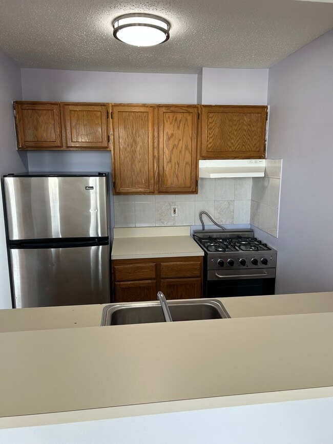 Building Photo - 1218 Vyse Ave