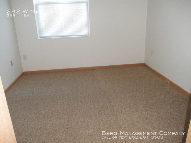 Building Photo - Two Bedroom Apartment