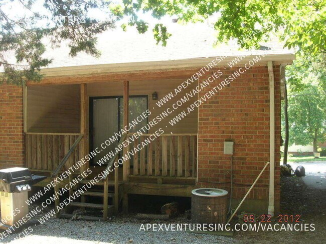 Foto del edificio - 5161 Hunters Point Ln