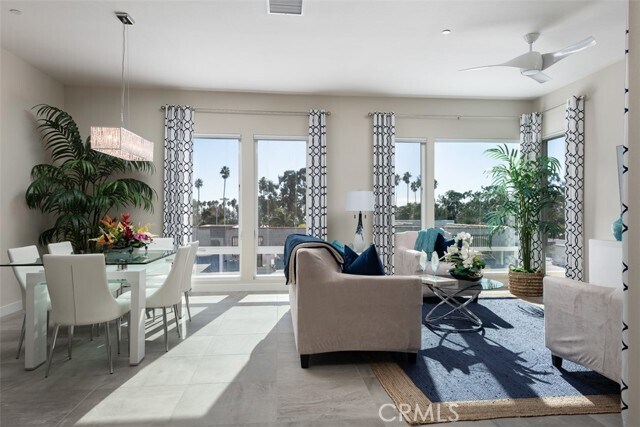 Foto del edificio - 2662 Doheny Way