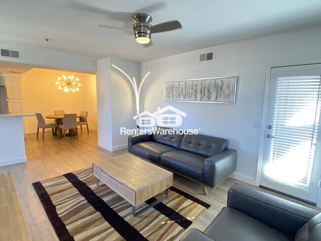 Foto del edificio - 4925 E Desert Cove Ave