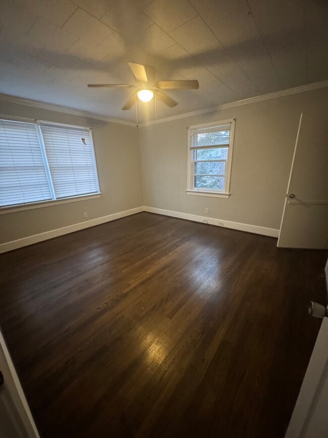 Foto del edificio - 628 Eastern Ave