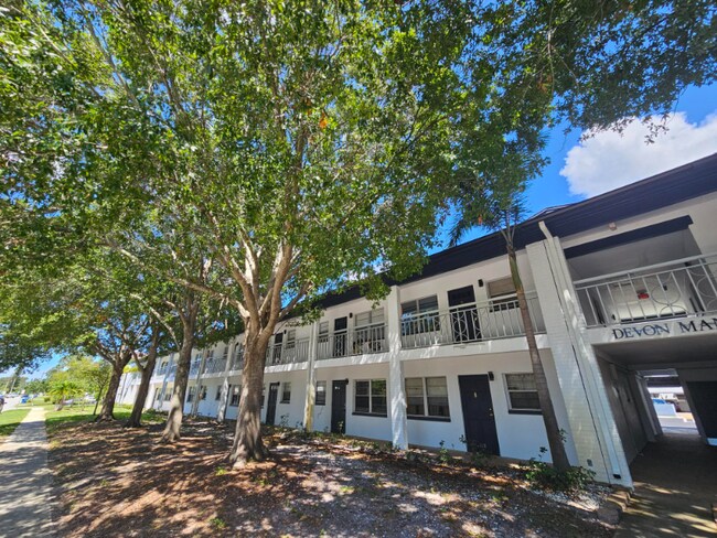 Foto del edificio - 3103 37th St N