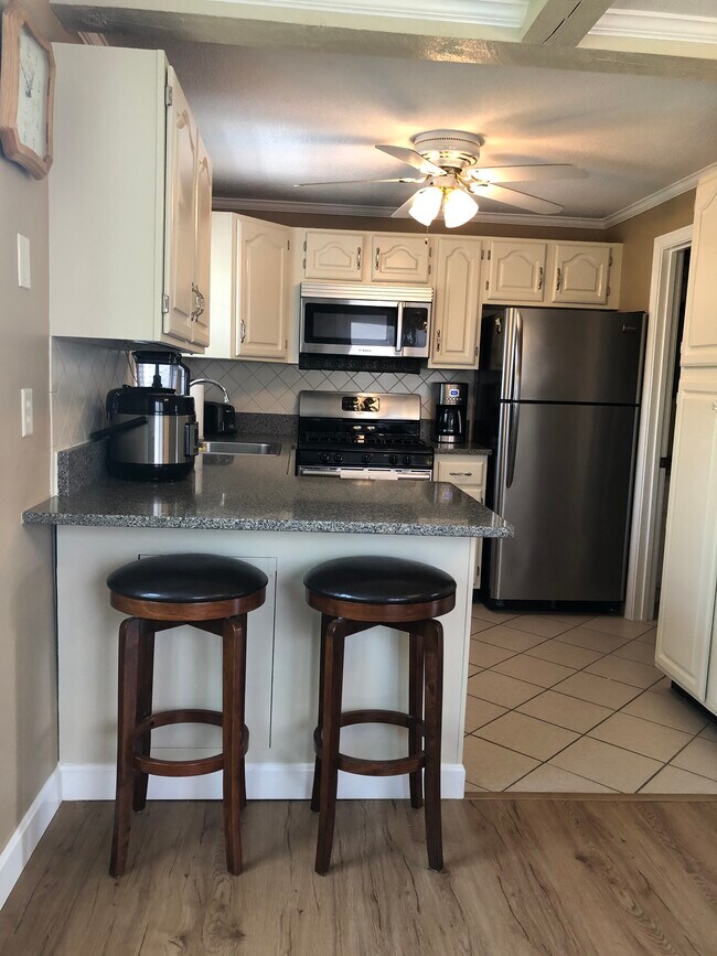 Kitchen - 29 Scotty Hollow Dr