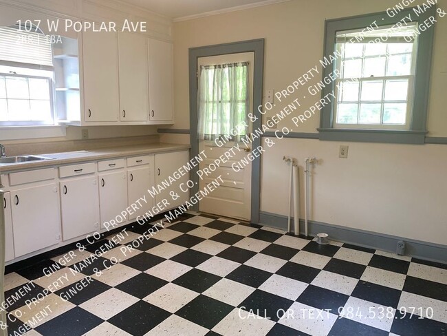 Building Photo - Charming 2 bedroom bungalow in Carrboro