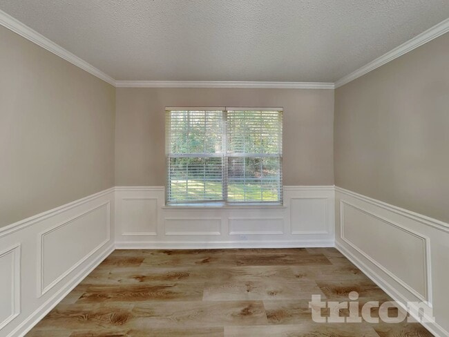 Building Photo - 345 Othello Dr