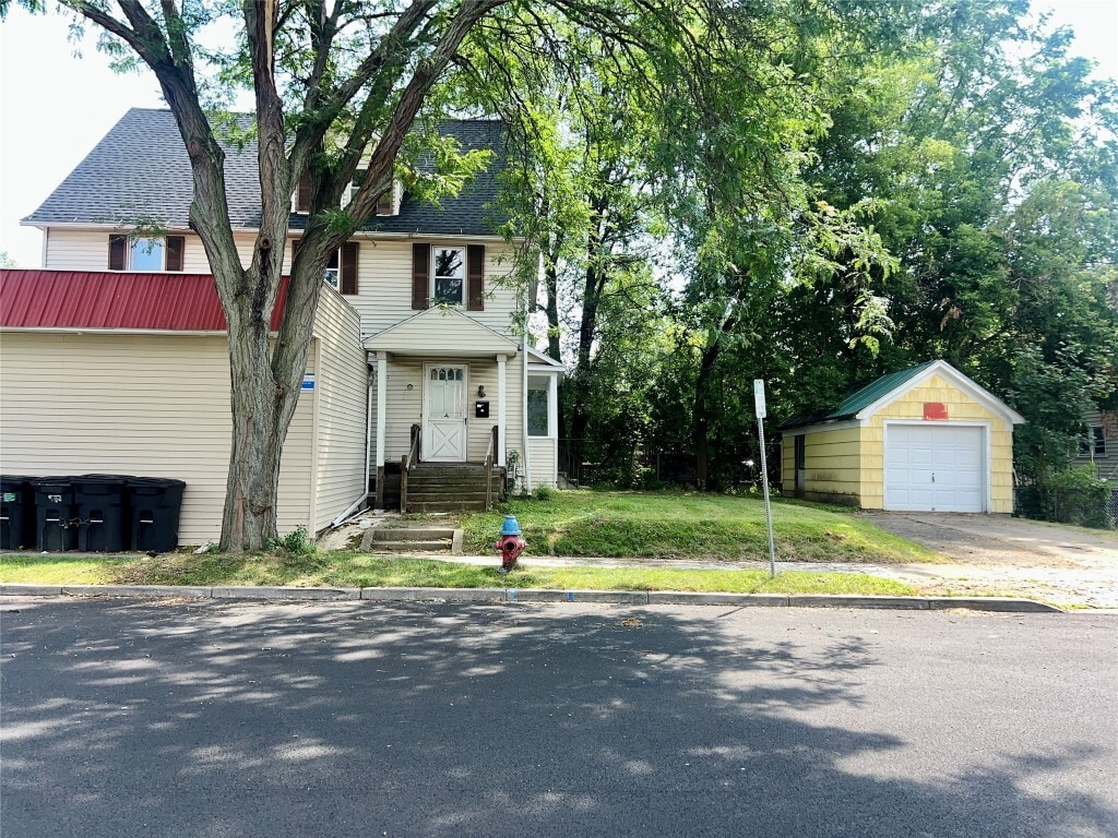 Foto principal - 216 Robinson St