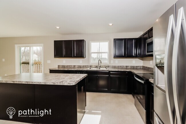 Building Photo - 123 Harper Lane, Fredericksburg, VA, 22405