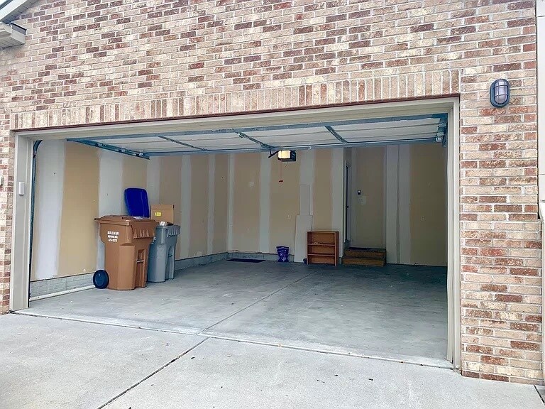 Building Photo - 1139 Turtle Creek Rd