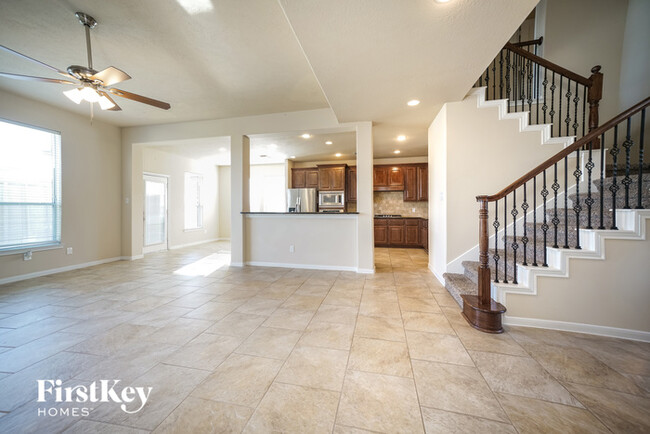 Foto del edificio - 4643 Countrycrossing Dr