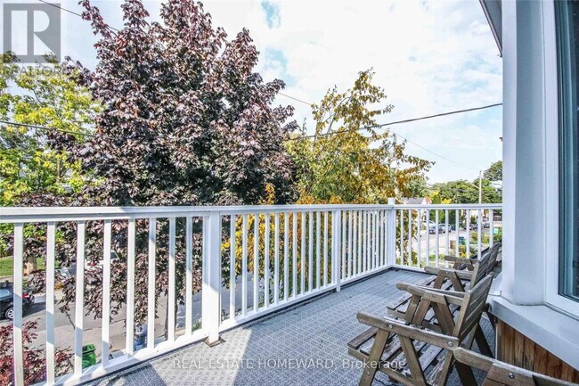 Photo du bâtiment - 75 Dunkirk Rd