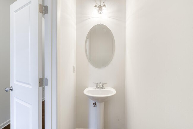 Foto del edificio - 5070 Longview Walk