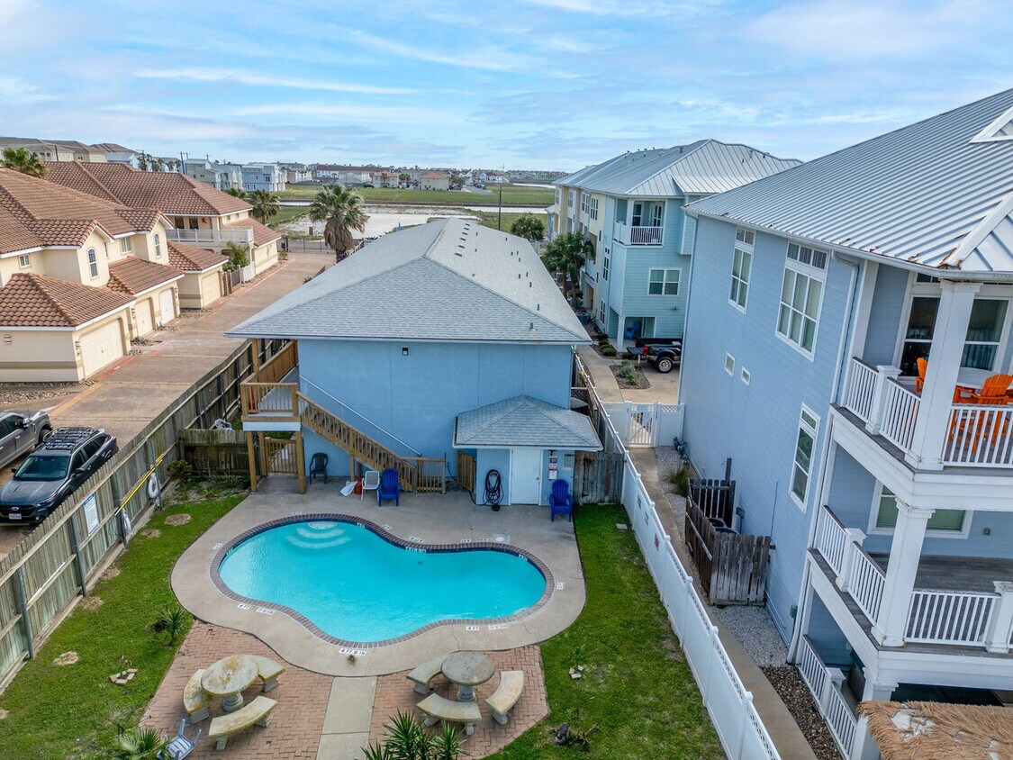 Foto principal - 14898 Granada Dr