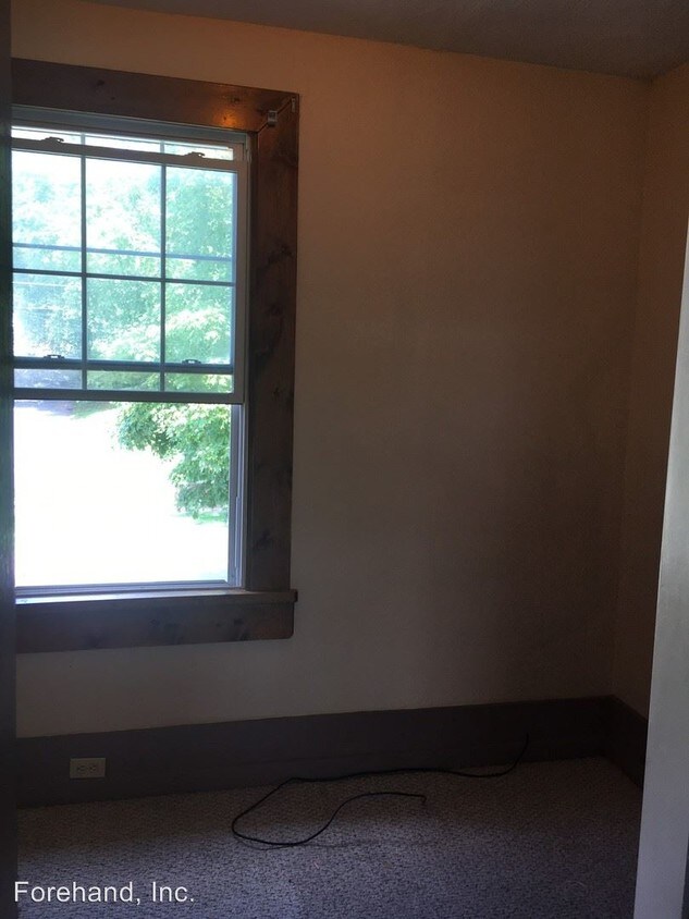 Building Photo - 3 br, 1 bath House - 1001 Pierce St.