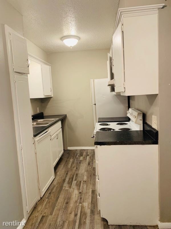 Building Photo - 1 br, 1 bath Apartment - 7408 NW 22nd St