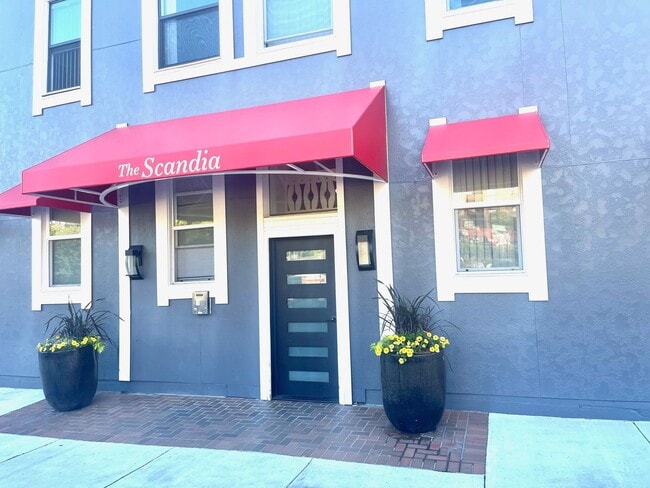 Interior Photo - Scandia Mignon