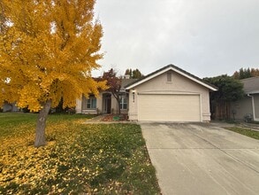 Building Photo - 8874 Autumn Gold Ct