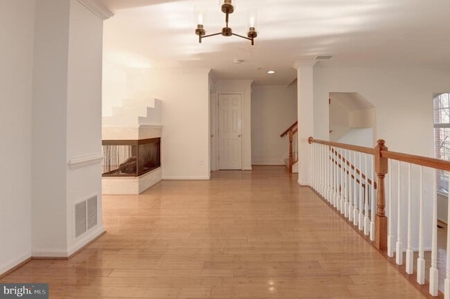 Foto del edificio - 1984 Crescent Park Dr