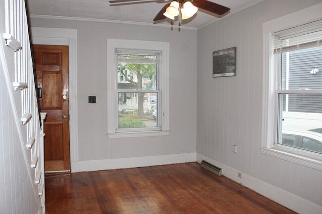 Foto del edificio - 78 Curtis Ave