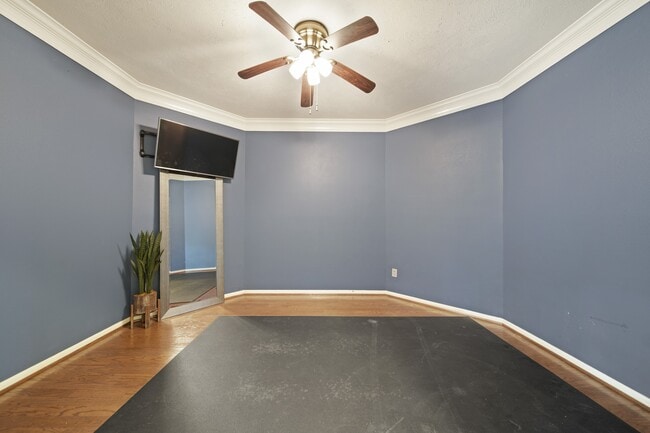 Building Photo - 6402 Parkriver Crossing