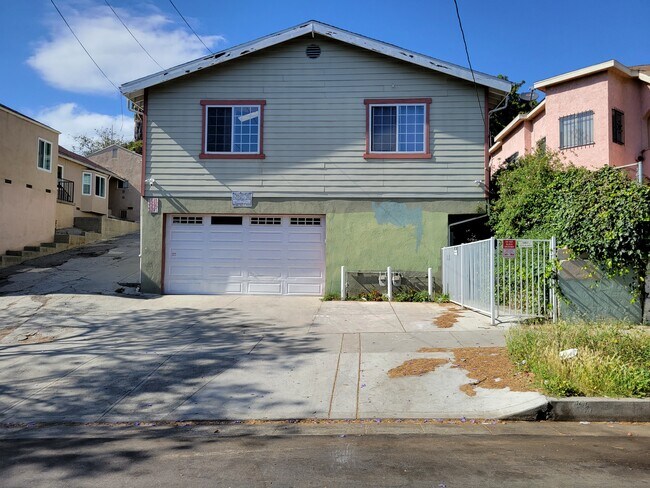 Foto del edificio - 2639 Dobinson St