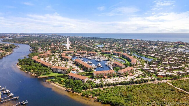 Foto del edificio - 1601 Marina Isle Way