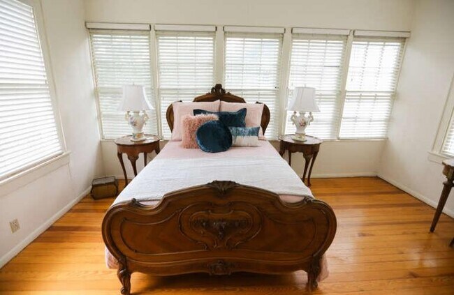 Foto del edificio - 2902 Hemphill Park
