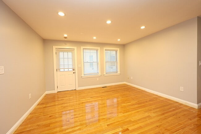 Foto del edificio - 35 Gleason St