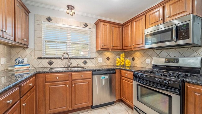 Foto del edificio - 4537 Sanford Rd