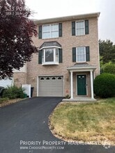 Building Photo - 533 Pointe Dr