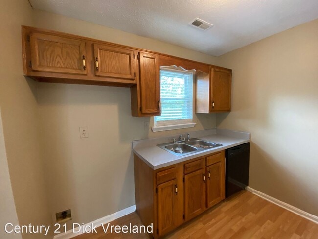 Building Photo - 3 br, 2 bath House - 6602 Burlwood Dr.