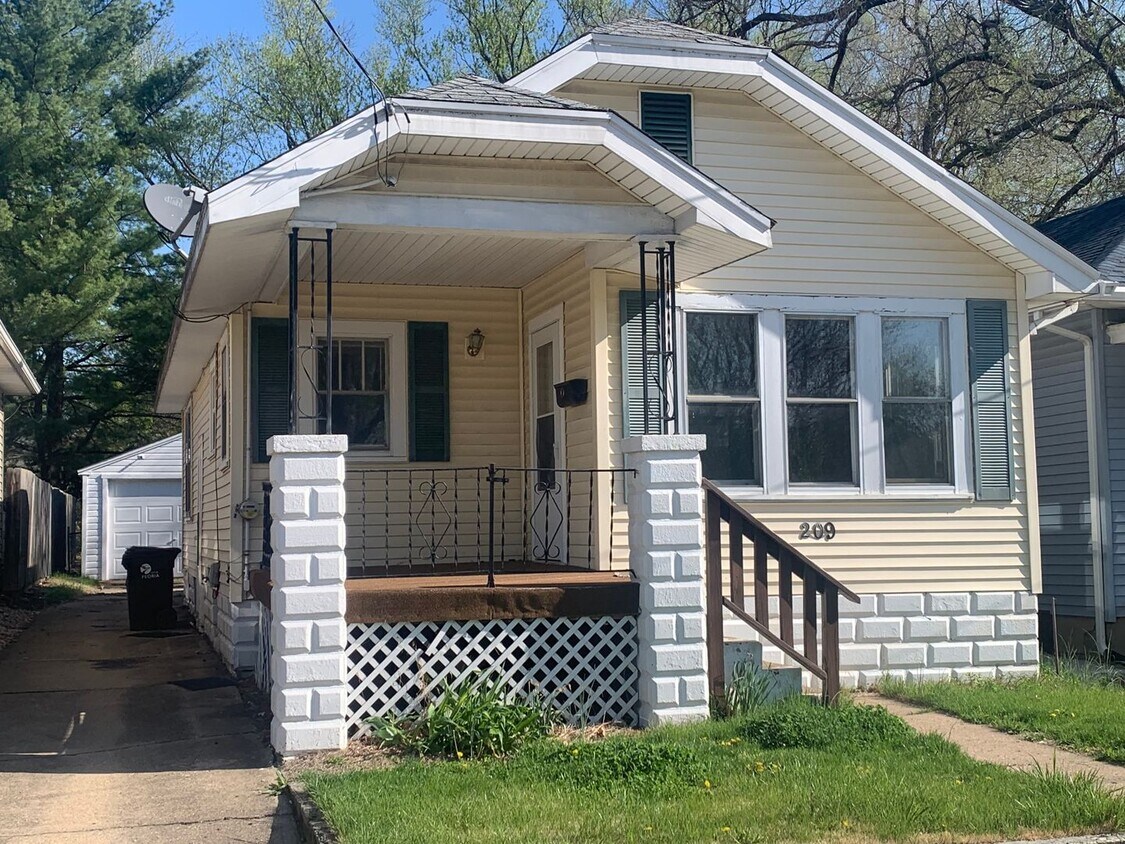 Foto principal - 3 Bedroom / 1 Bathroom House in Peoria