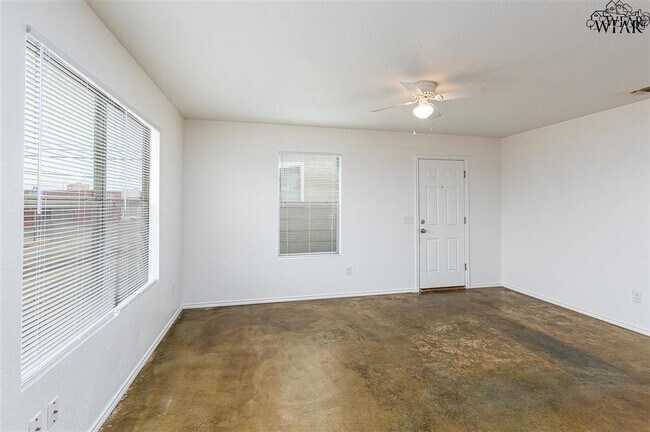 Foto del edificio - 1703 6th St