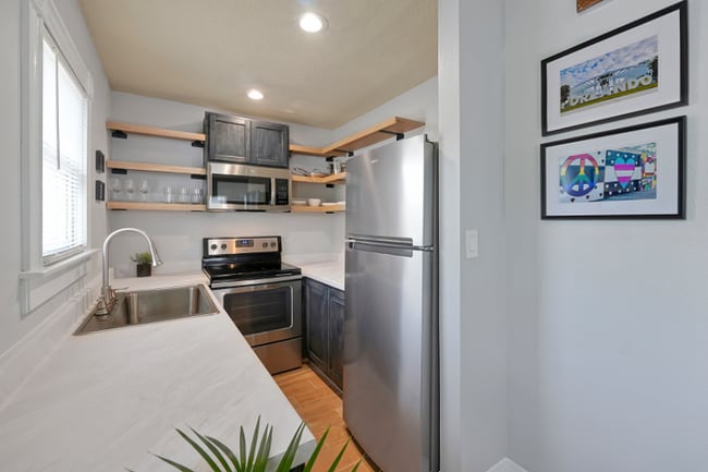 Building Photo - 403 Highland Ave