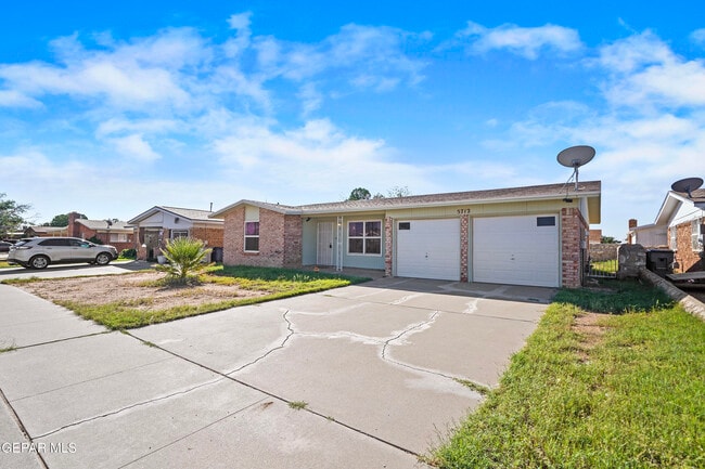 Foto del edificio - 5712 Longview Dr