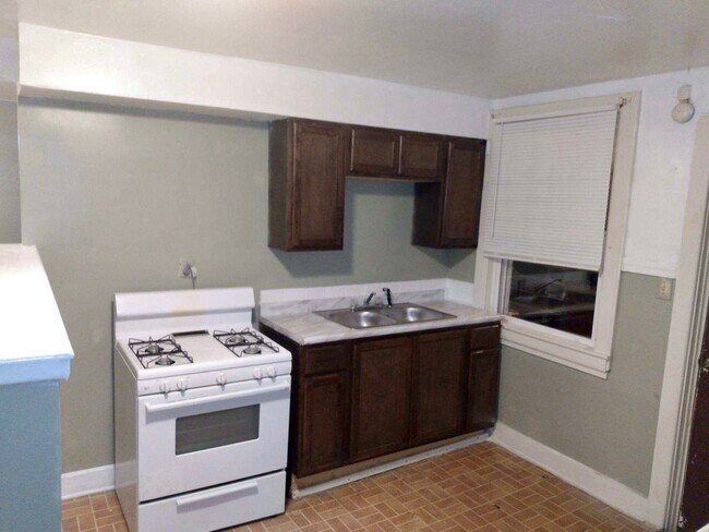 Foto del edificio - 835 Hutchins ave
