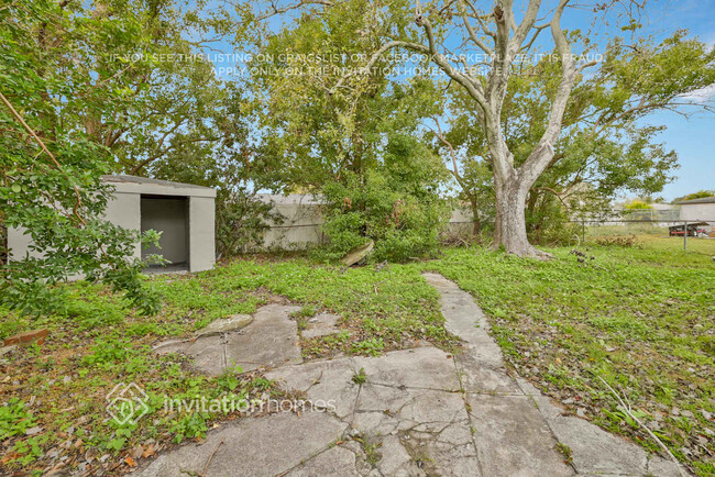 Building Photo - 2748 Ravenall Ave