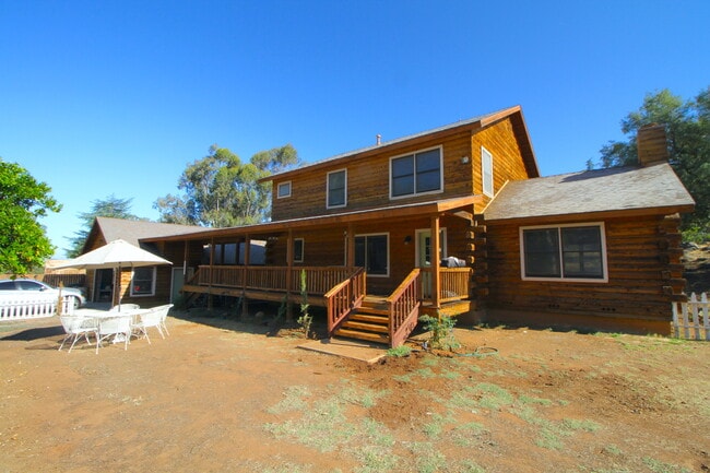 Foto del edificio - 1975 Alpine Creek Ln