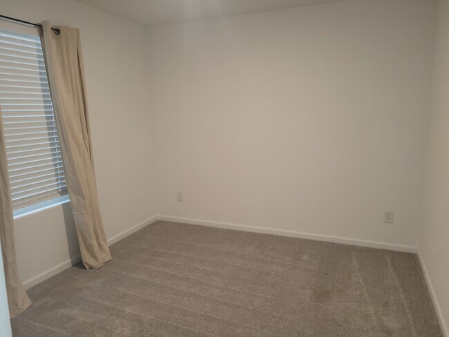 Foto del edificio - 24581 W Cocopah St