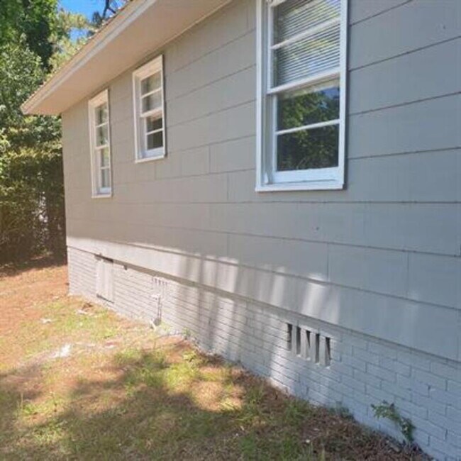 Foto del edificio - 112 Second St SW