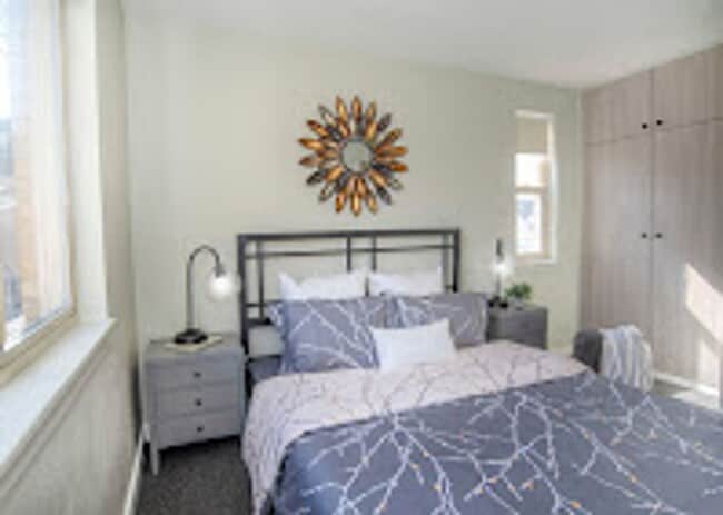 Interior Photo - Parkside Browne's Addition