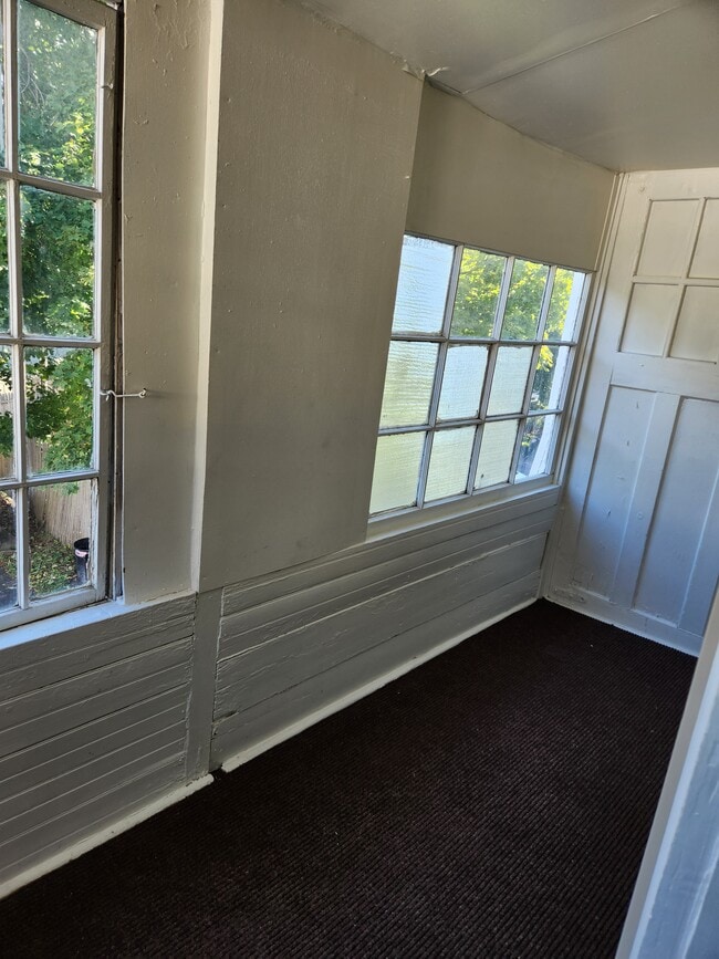 Private Porch - 1753 Eastern Pky