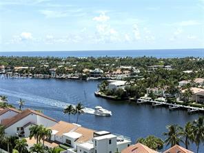 Foto principal - 19355 Turnberry Way