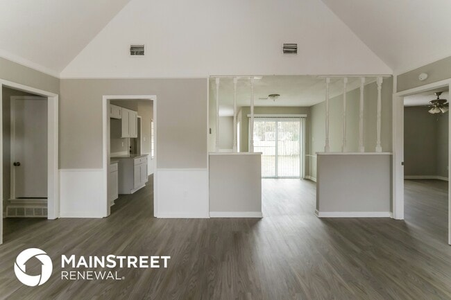Building Photo - 4652 Benoit Dr